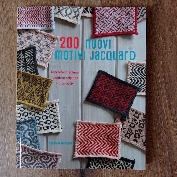 200 motivi jacquard – A. Rangel