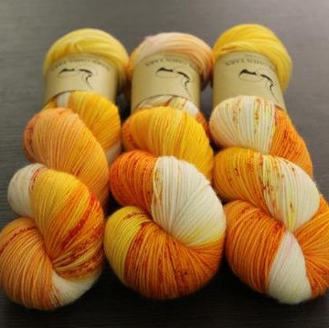 MERINO PLUS Dark Omen Yarn - Heatwave