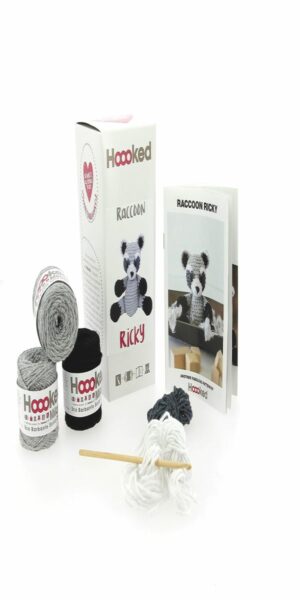 KIT AMIGURUMI – Ricky l’orsetto lavatore DMC