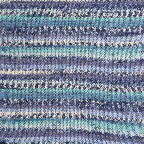 DROPS Fabel - Filato ideale per calze - 522 turchese blu print